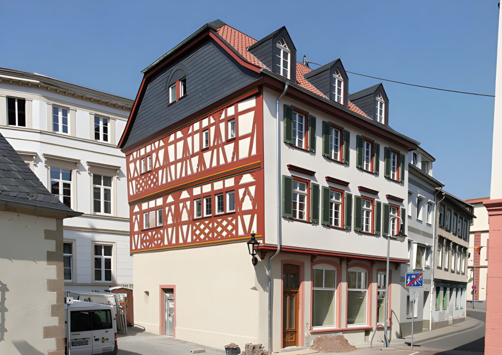 Restauriertes Altes Stadtschreiberhaus – Denkmalpflegeprojekt von Maler Theis
