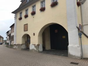 Ortsbildprägende Fassadensanierung Denkmalschutz Wendelsheim durch Maler Theis